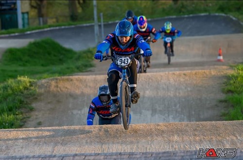  Lijkt het jou ook leuk om eens te kijken bij een BMX training?